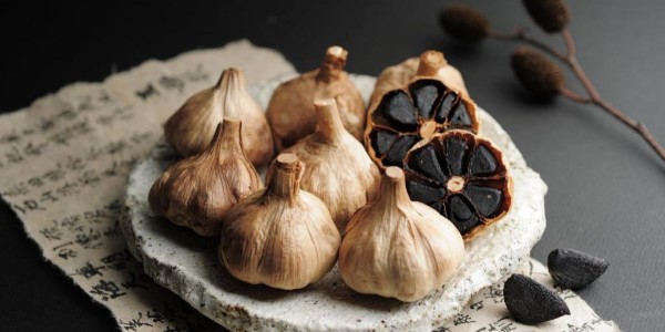 تصویر 1 از خرید و قیمت سیر سیاه مرغوب + فروش صادراتی